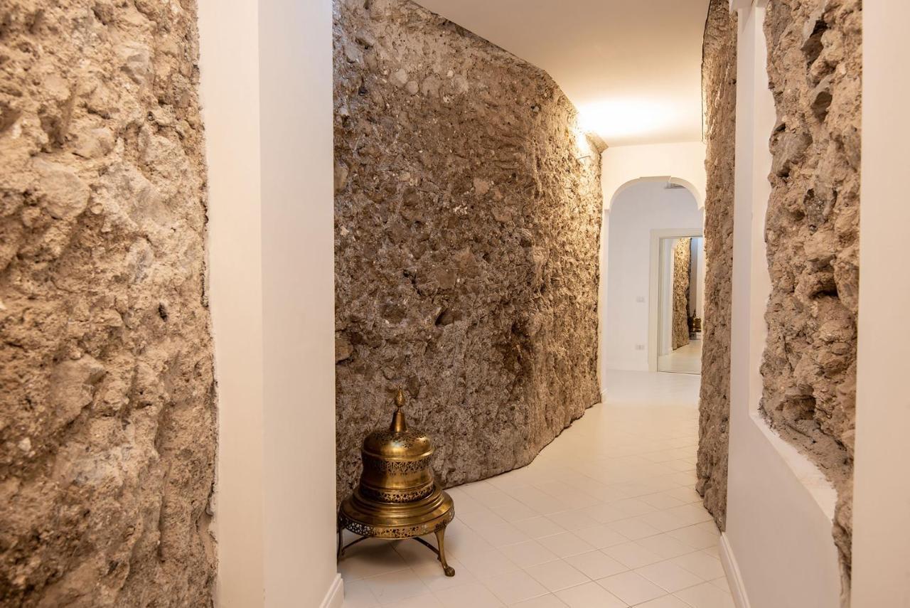 Amore Rentals - Palazzo Della Storia Amalfi Exterior foto