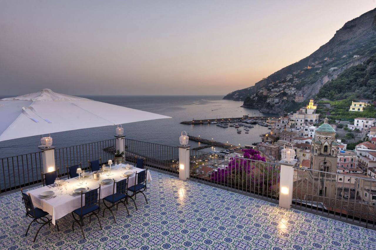 Amore Rentals - Palazzo Della Storia Amalfi Exterior foto